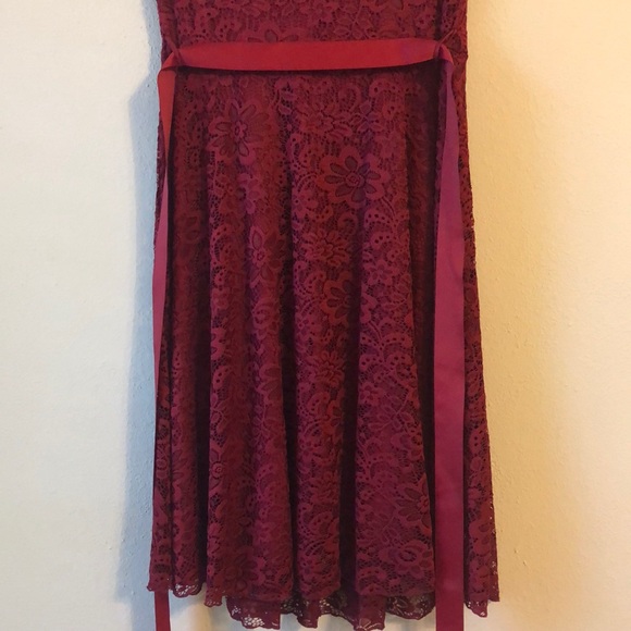 Maternity NWOT Gorgeous Red Floral Lace Dress - I wore this during post partum - Picture 2 of 8